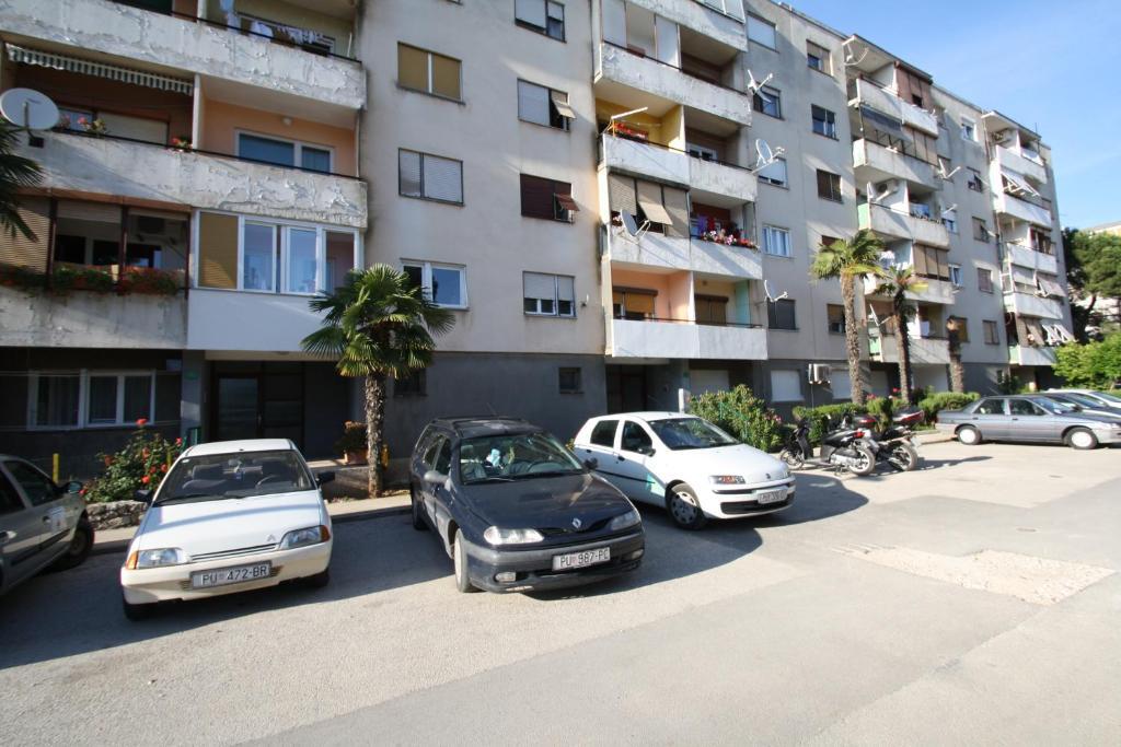 Apartments Tena With Private Parking Pula Kamer foto